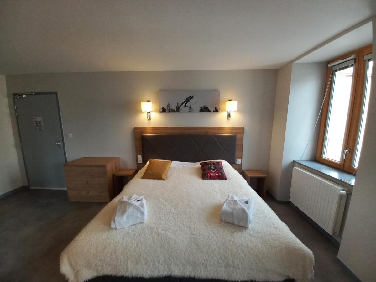 Sarl Du Parc Hotel Les Tremplins La Chaux Neuve Buitenkant foto