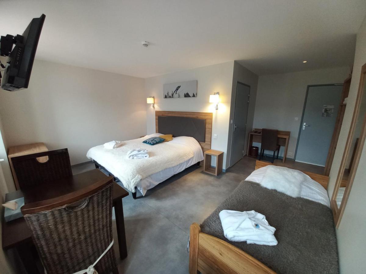 Sarl Du Parc Hotel Les Tremplins La Chaux Neuve Buitenkant foto