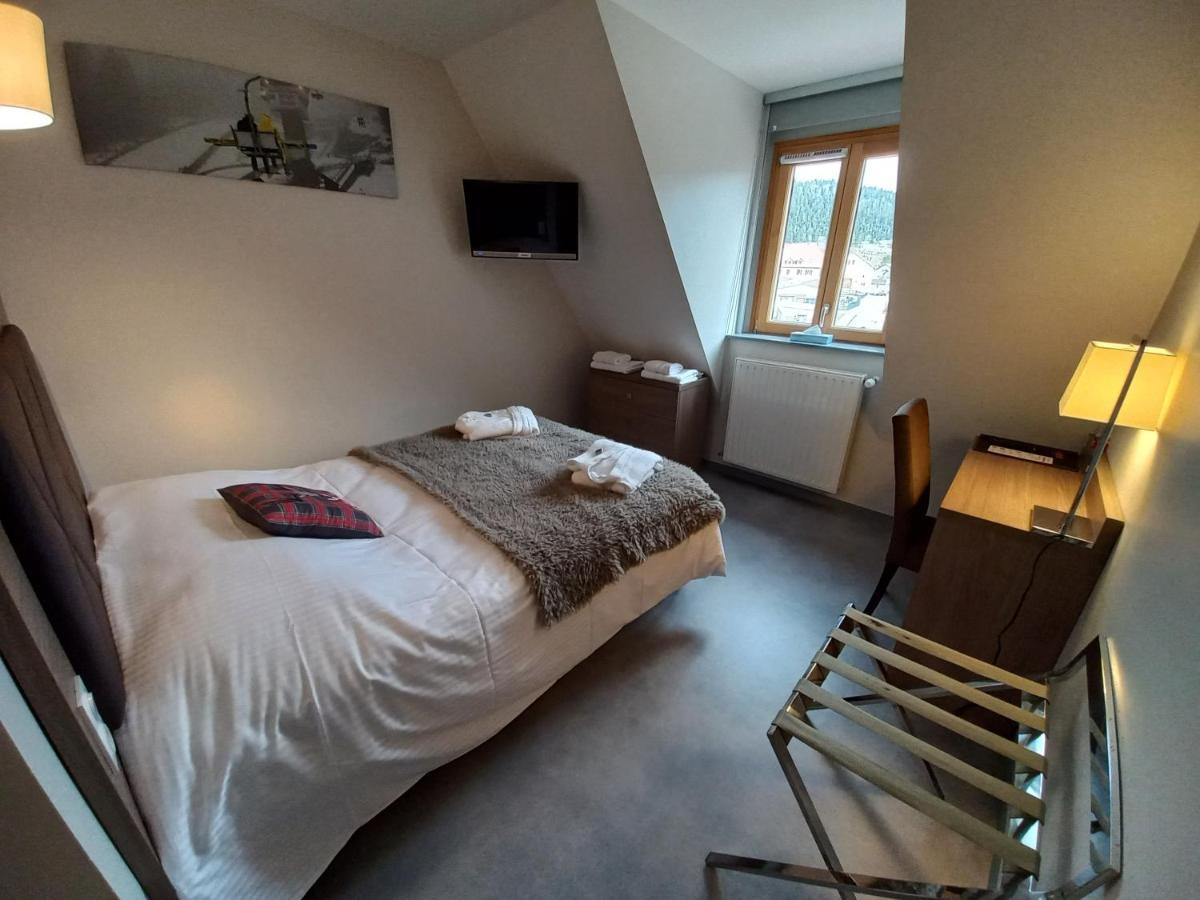 Sarl Du Parc Hotel Les Tremplins La Chaux Neuve Buitenkant foto