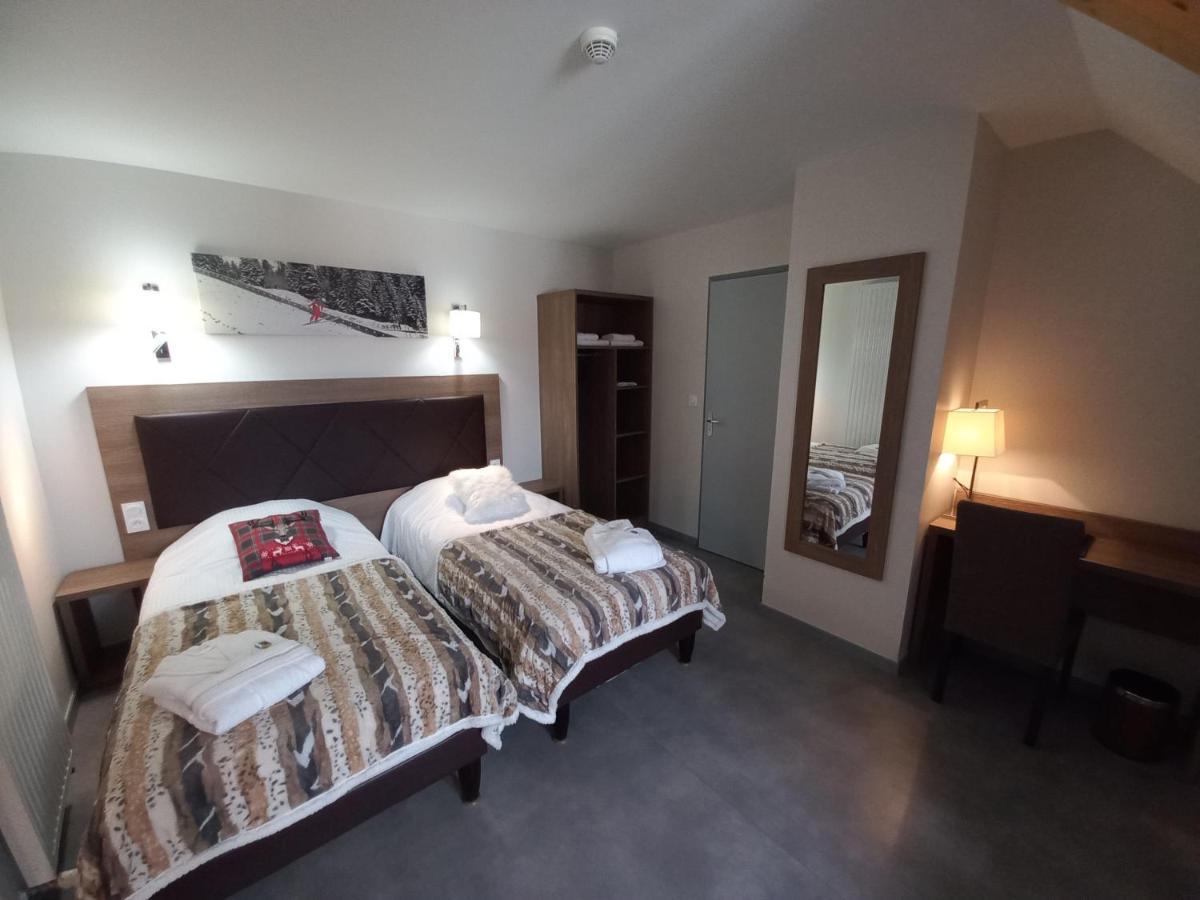 Sarl Du Parc Hotel Les Tremplins La Chaux Neuve Buitenkant foto